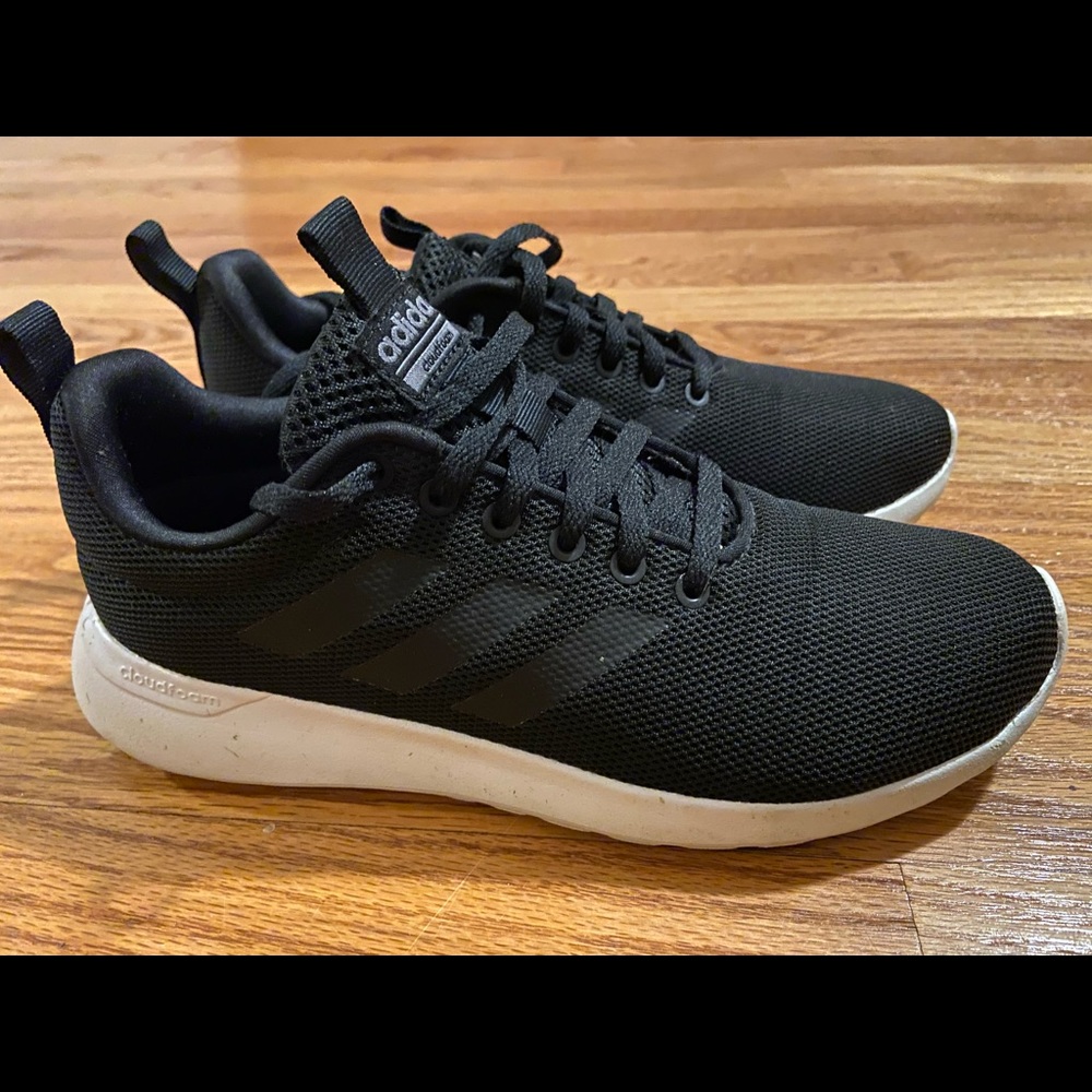 Adidas cloud foam women’s sneakers